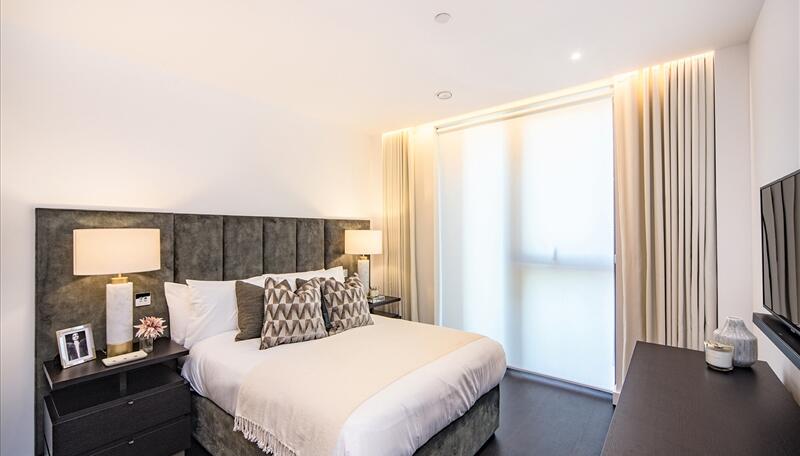 4 Thornes House, 6-8 Charles Clowes Walk, London